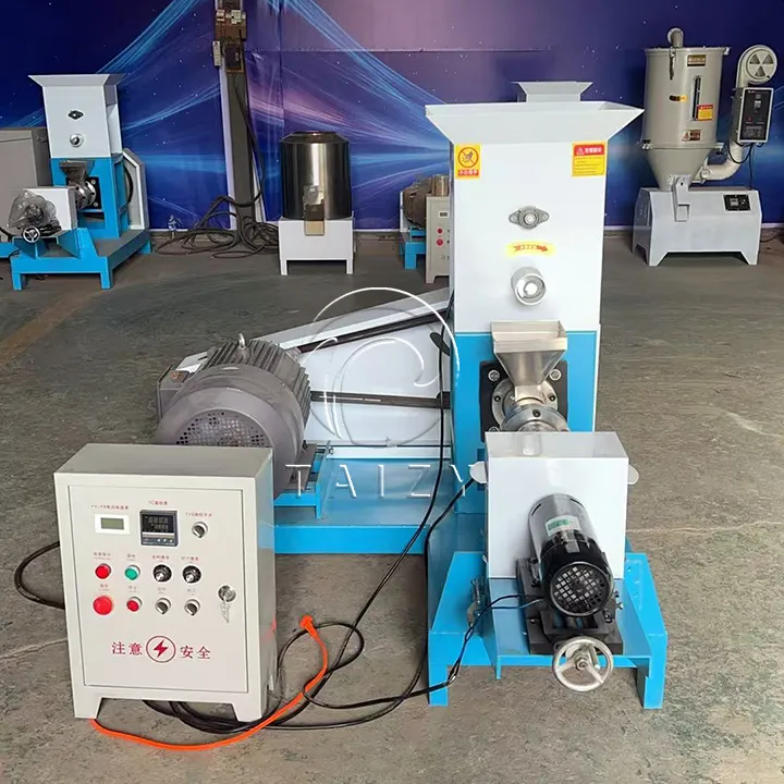 Shipment Of Dgp-70 Fishing Pellet Making Machine To Syria 1 Máquina para fabricar pellets de alimento para peces